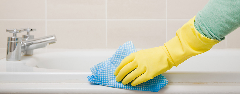 10 причин доверить уборку ванной комнаты клинерам